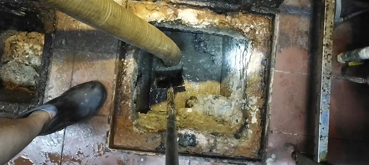 延庆化油池清理-污水池清掏